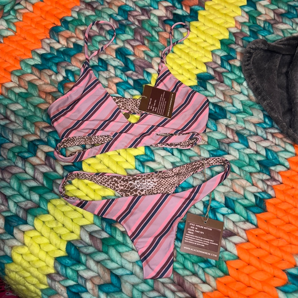 Acacia Bikini 70s Print Perfect Condition Never Worn Large Top Medium Bottom